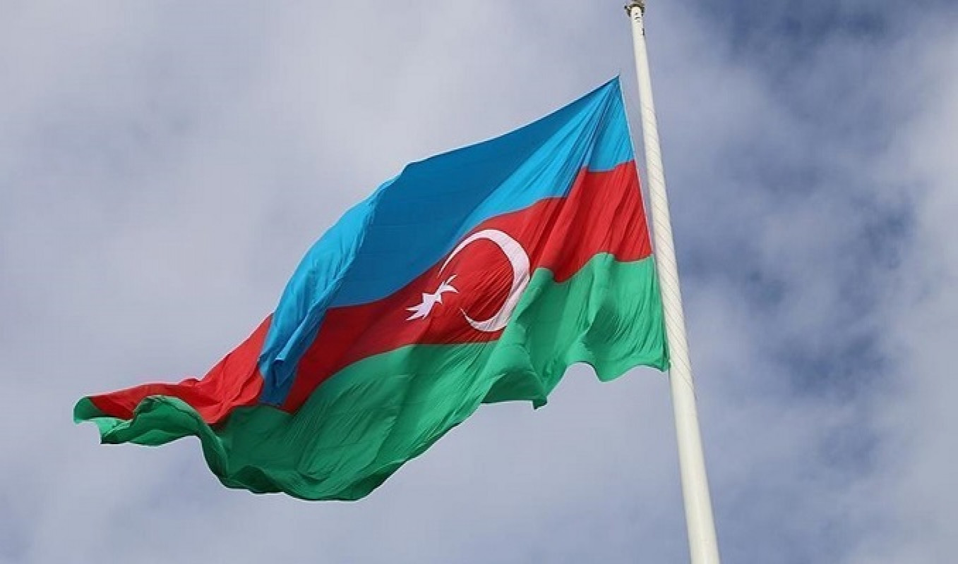 Azerbaycan irani tehdit etti